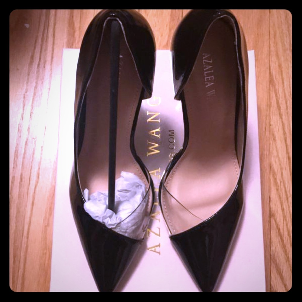 BRAND NEW! Patent Black & Clear Stylish Heels!